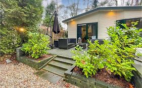 Amazing home in Emst w/ WiFi&2 Bedrooms