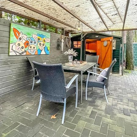 Awesome Home In Emst With Kitchen Buitenkant foto