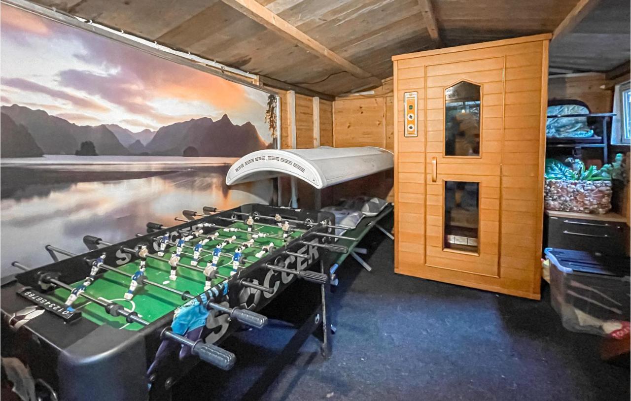 Awesome Home In Emst With Kitchen Buitenkant foto