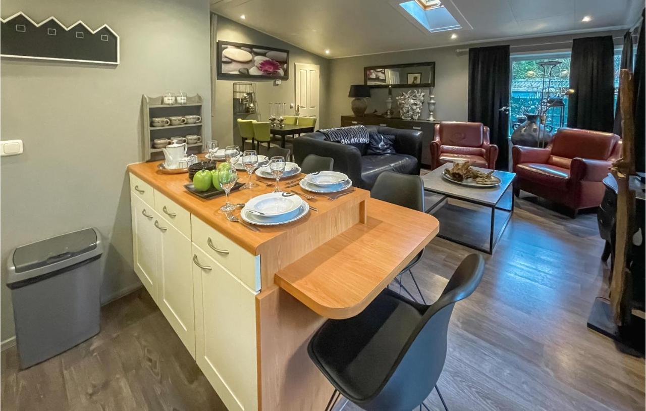 Awesome Home In Emst With Kitchen Buitenkant foto